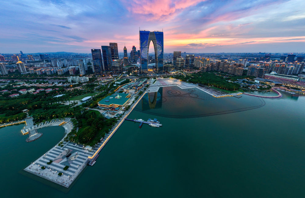 江苏的温馨时光,友情、家庭与美好日常